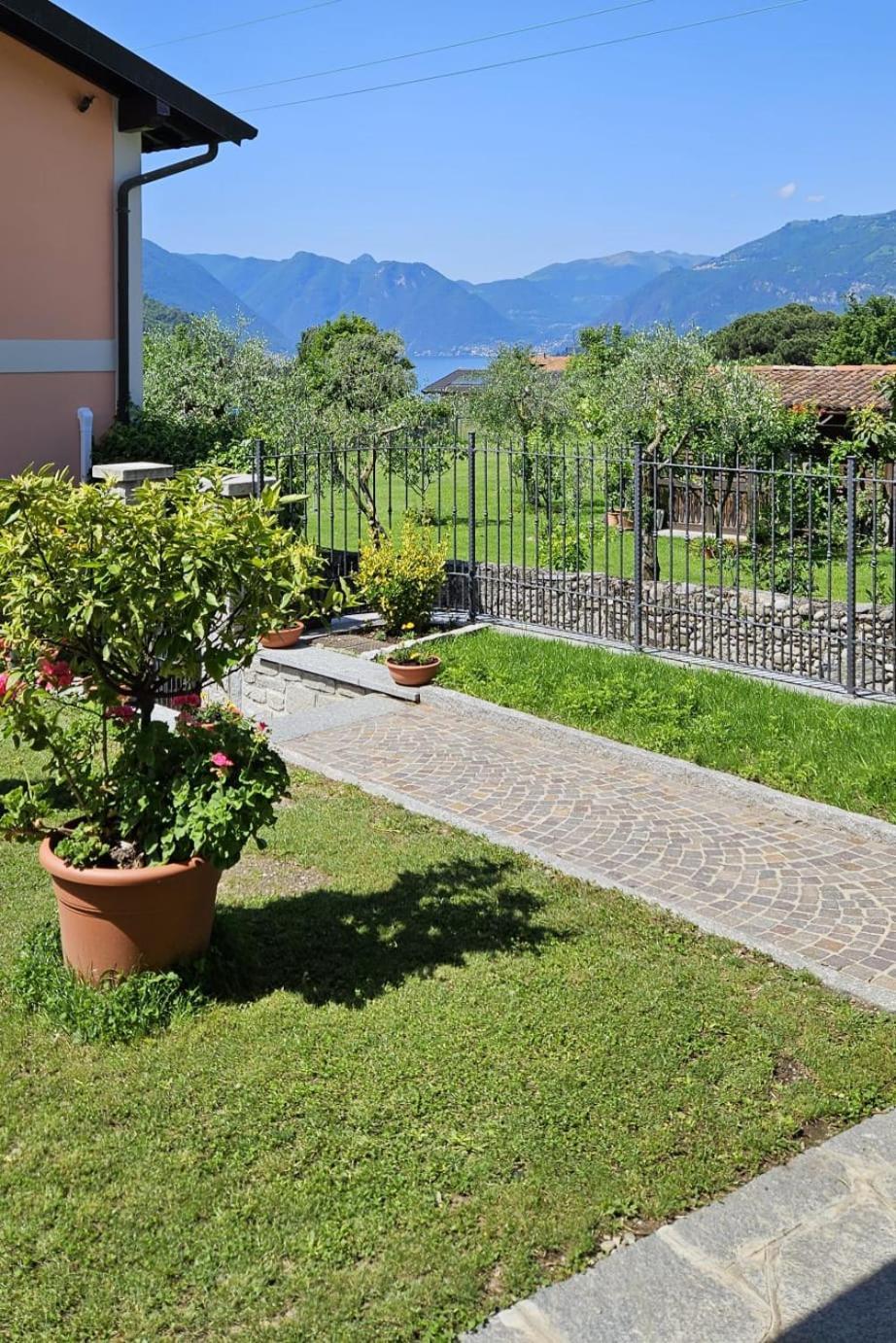 Apartment With Garden And Parking بيلاجيو المظهر الخارجي الصورة